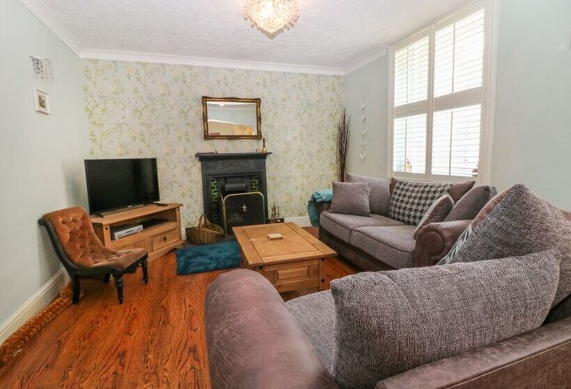 The Old School House