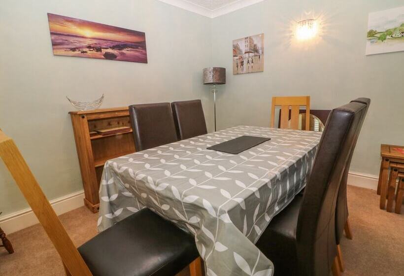 The Old School House