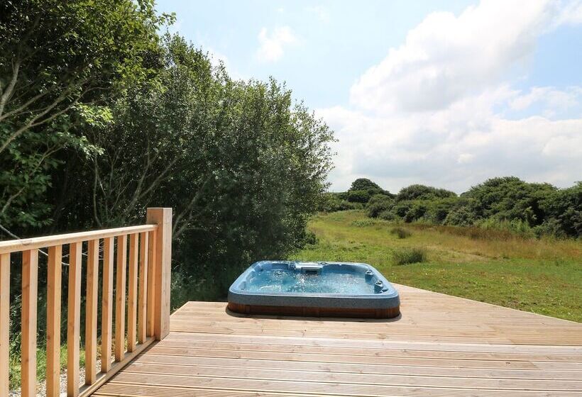 Willow Lodge