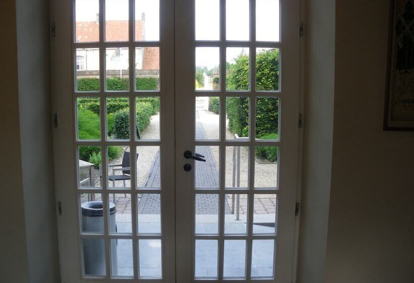 مبيت وإفطار Amaryllis Hotel Veurne