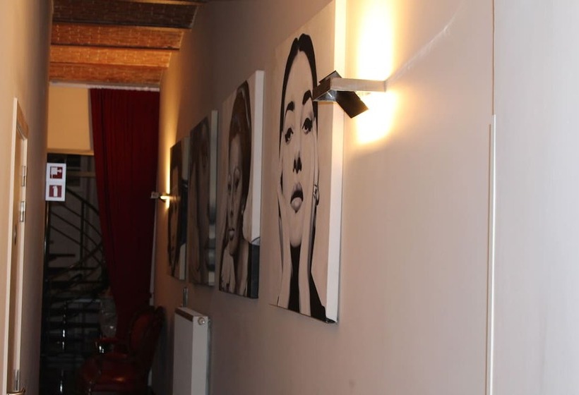 مبيت وإفطار Amaryllis Hotel Veurne