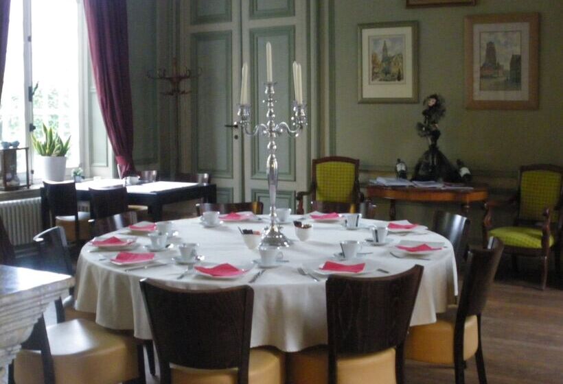 تختخواب و صبحانه Amaryllis Hotel Veurne