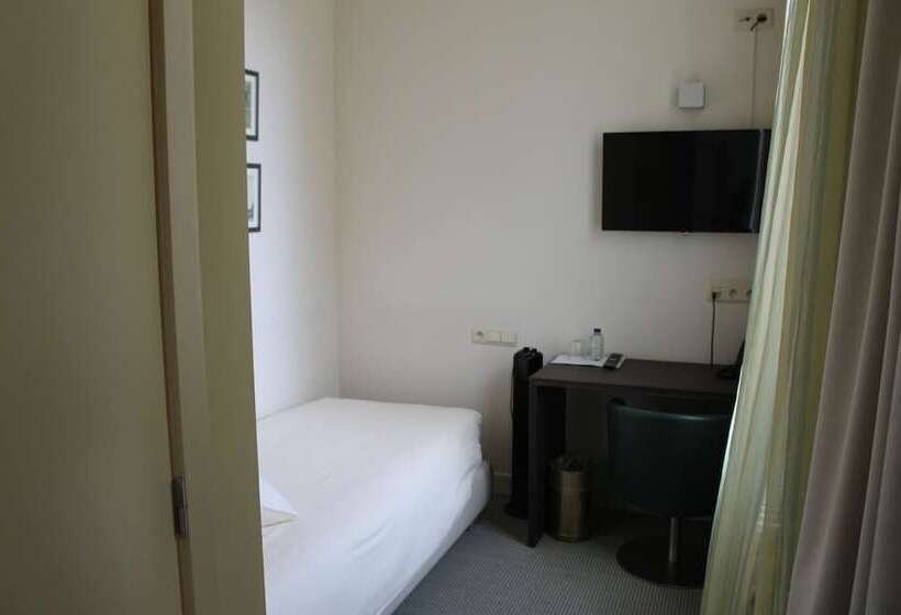 تختخواب و صبحانه Amaryllis Hotel Veurne
