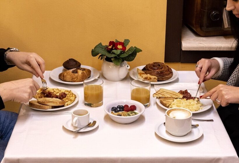 ベッドアンドブレックファースト Meublè Evoè