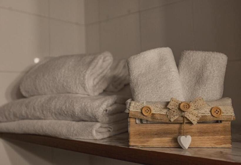 ベッドアンドブレックファースト Meublè Evoè