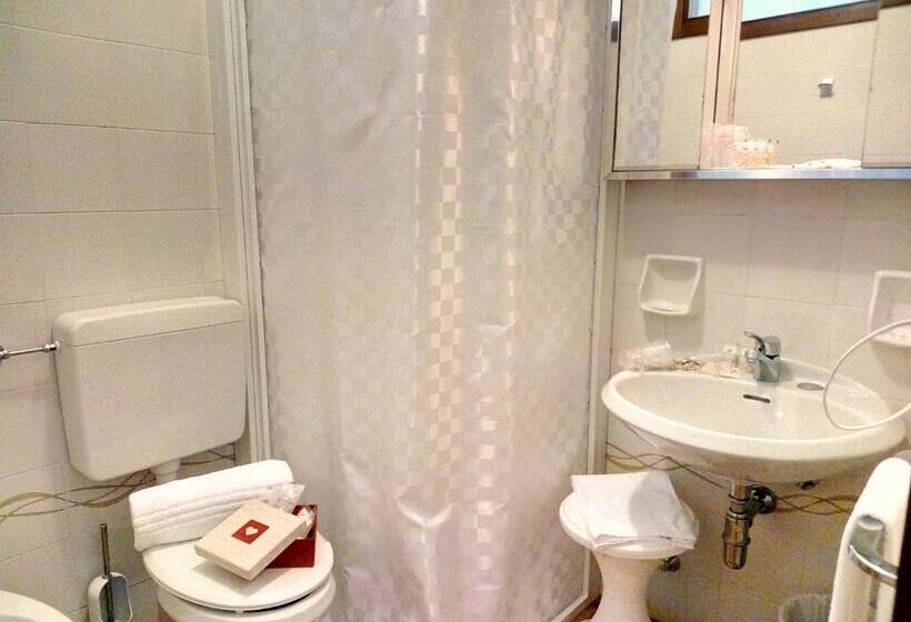 Centro Vacanze Cavallino Opera Nascimbeni