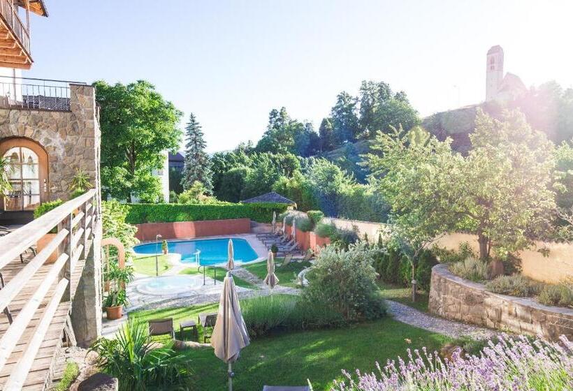 Gartenhotel Völser Hof   Adults Only