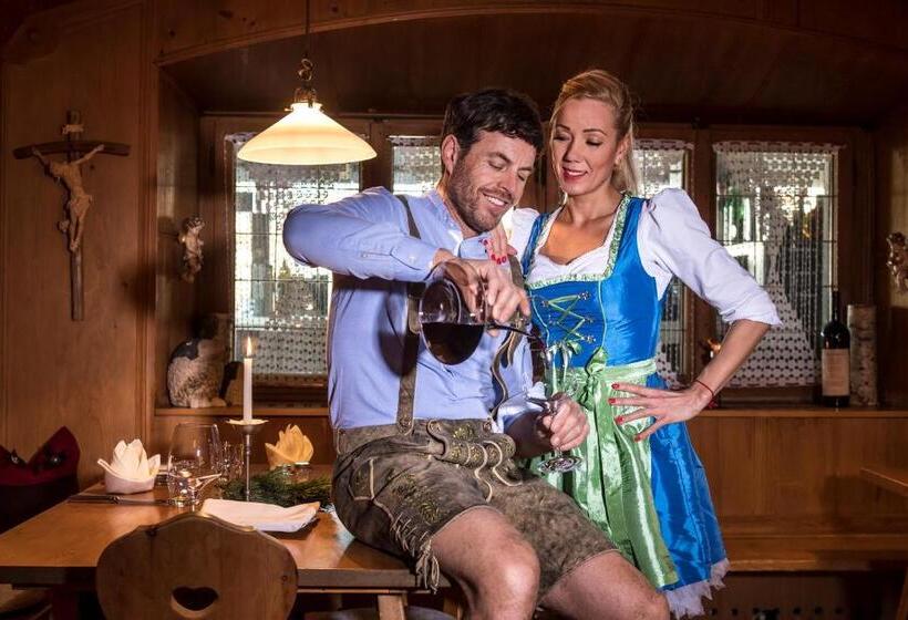 Gartenhotel Völser Hof   Adults Only