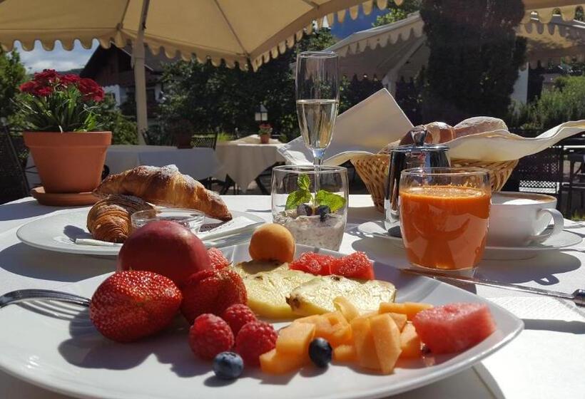 Gartenhotel Völser Hof   Adults Only