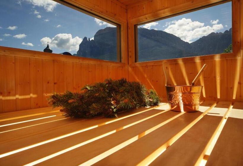 Gartenhotel Völser Hof   Adults Only