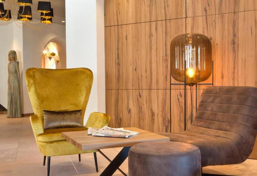 Gartenhotel Völser Hof   Adults Only