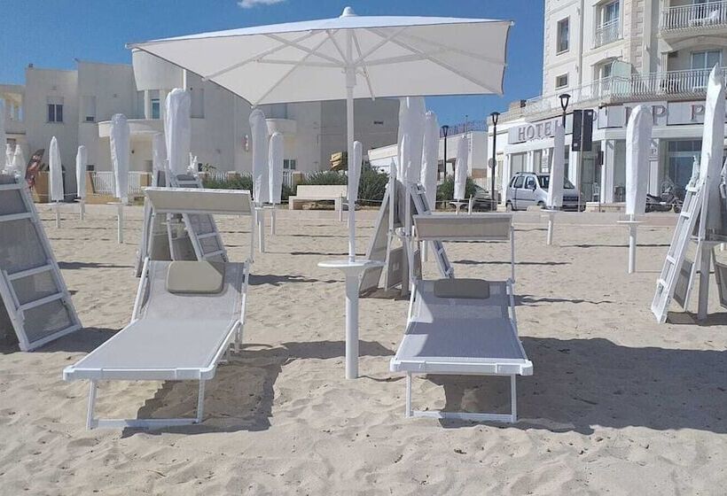 בית מלון כפרי Paradise