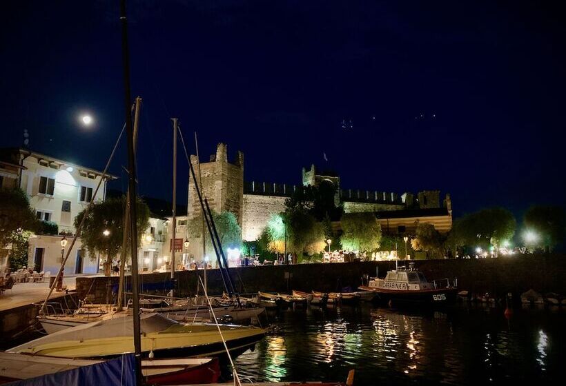 فندق Albergo Gardesana