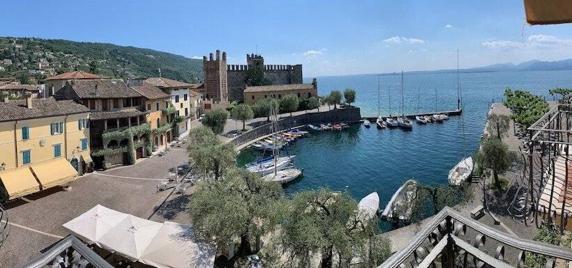 فندق Albergo Gardesana