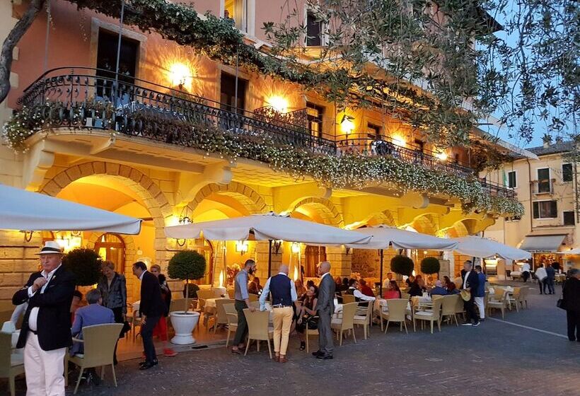فندق Albergo Gardesana