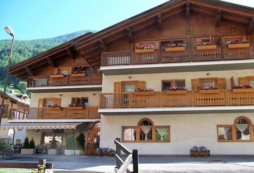 Alpen Hotel Rabbi