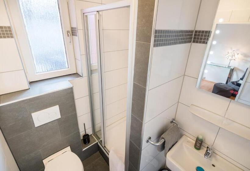 هتل Am Gottesauer Schloss