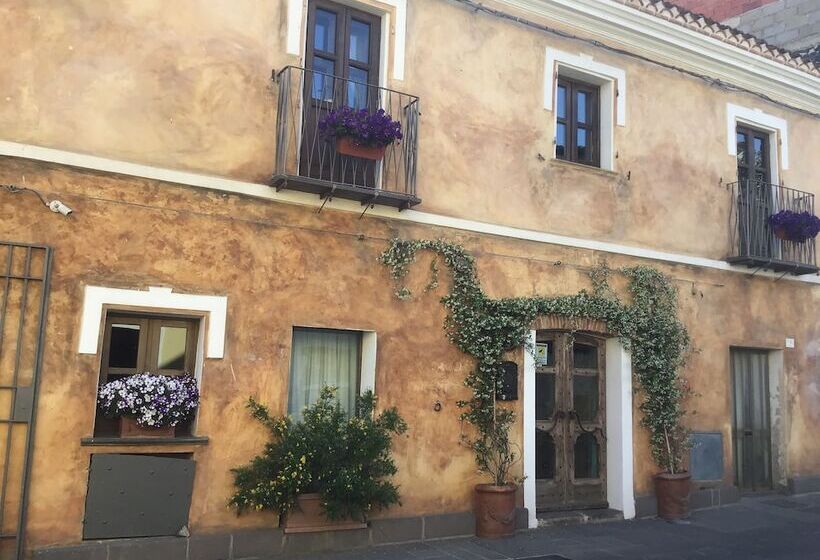 בית מלון כפרי Anticos Palathos