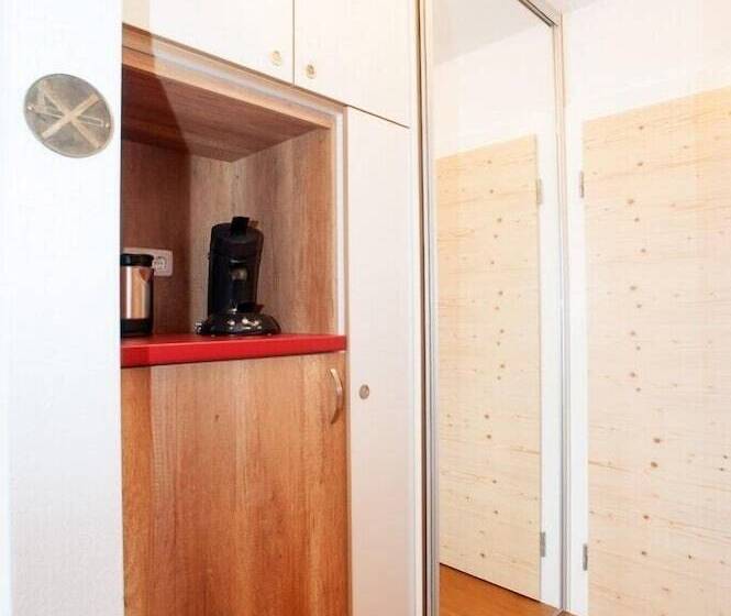 Отель Apart Pension Vita Stafnensis