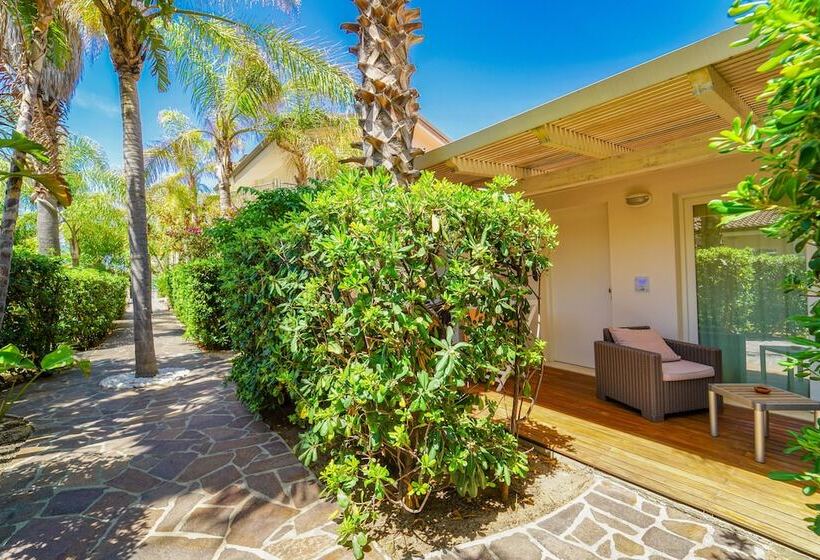 בית מלון כפרי Baia Del Godano Resort & Spa