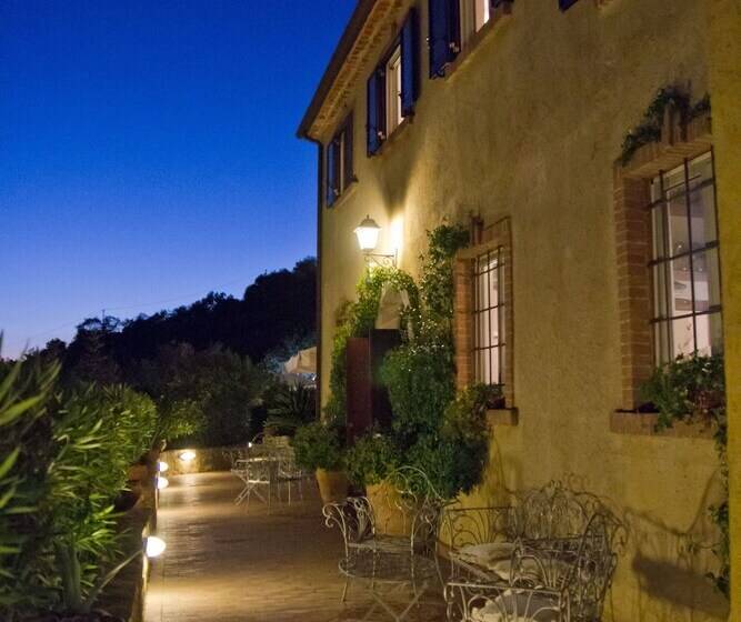 בית מלון כפרי Borgo Riccio