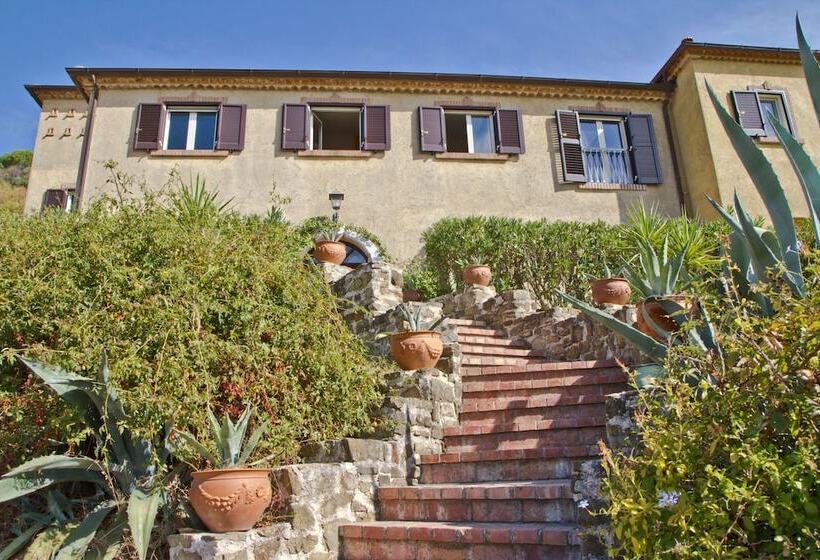 فندق Borgo Riccio