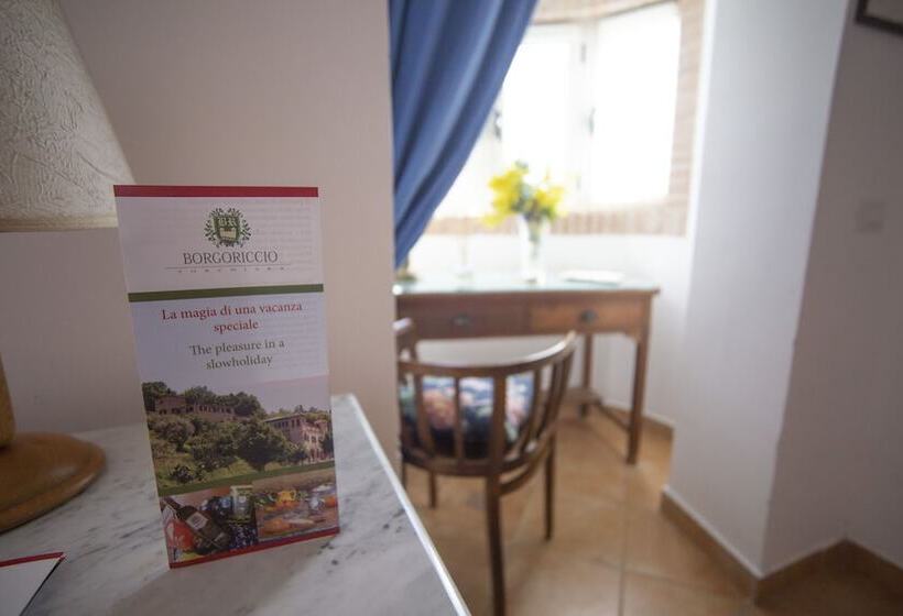 בית מלון כפרי Borgo Riccio