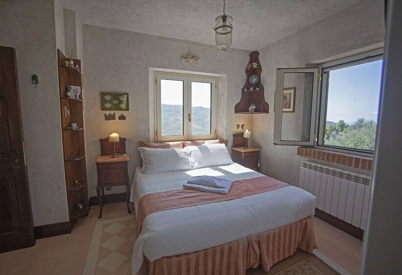 בית מלון כפרי Borgo Riccio