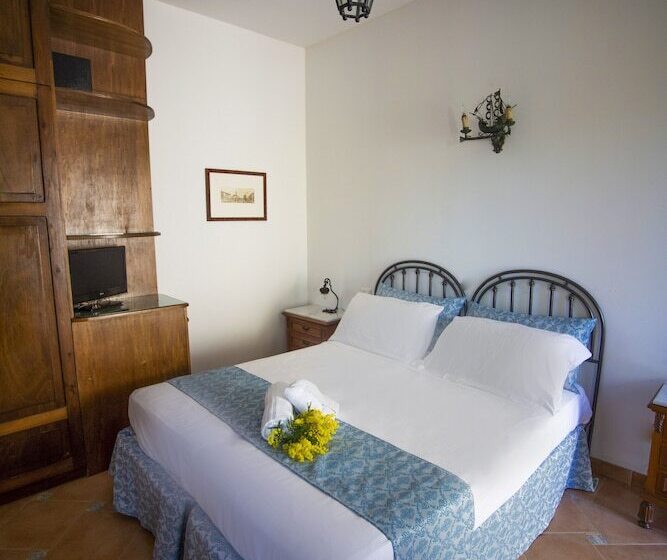 בית מלון כפרי Borgo Riccio