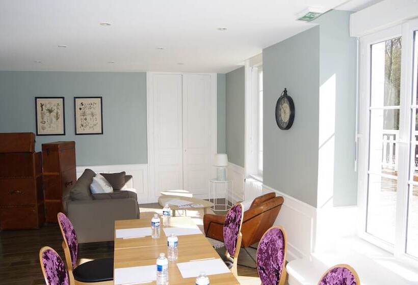 Brit Hotel & Spa Le Roc Au Chien