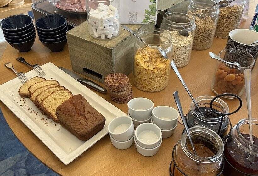 Brit Hotel & Spa Le Roc Au Chien