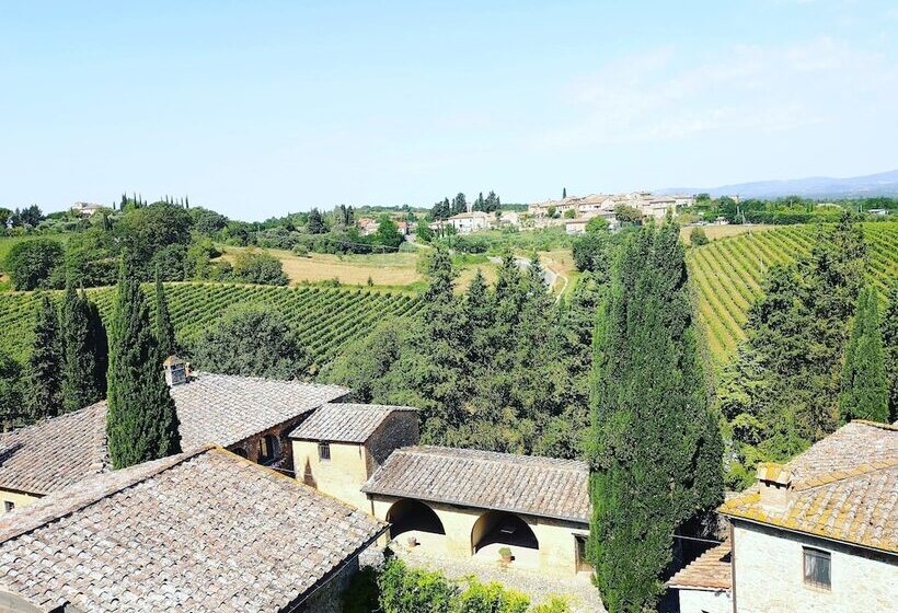 فندق Castel Pietraio