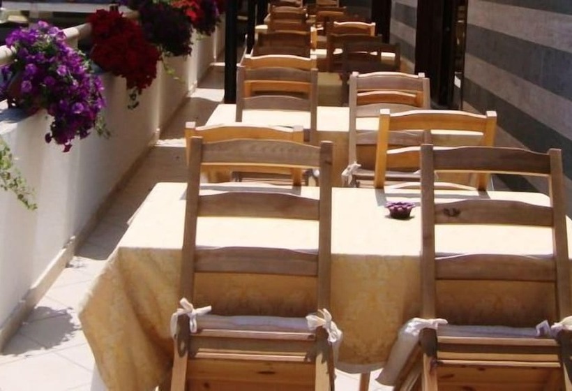 בית מלון כפרי Centrale