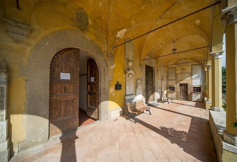 فندق Chiostro Delle Monache Hostel Volterra