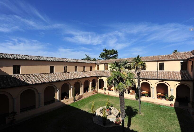 فندق Chiostro Delle Monache Hostel Volterra