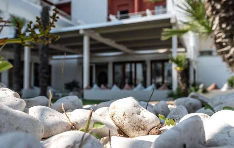 فندق Continental