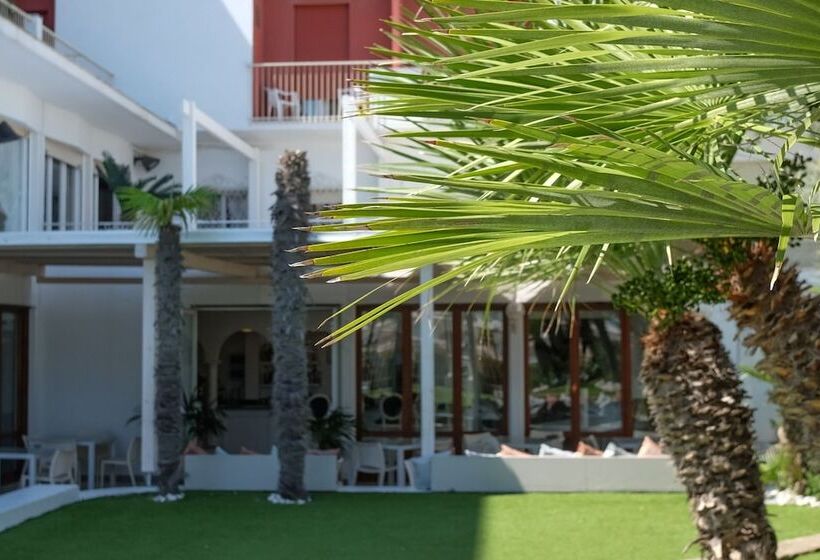 فندق Continental