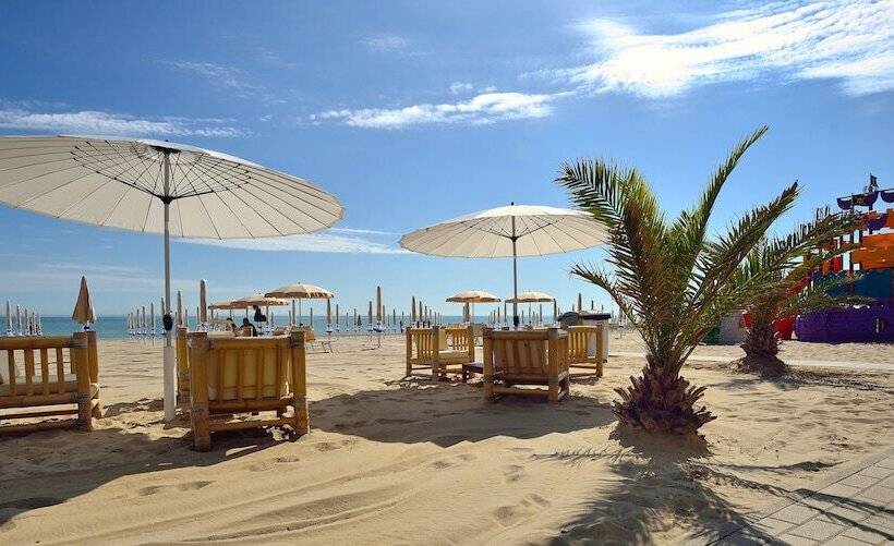 فندق Continental