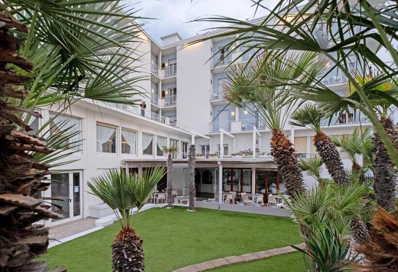 فندق Continental