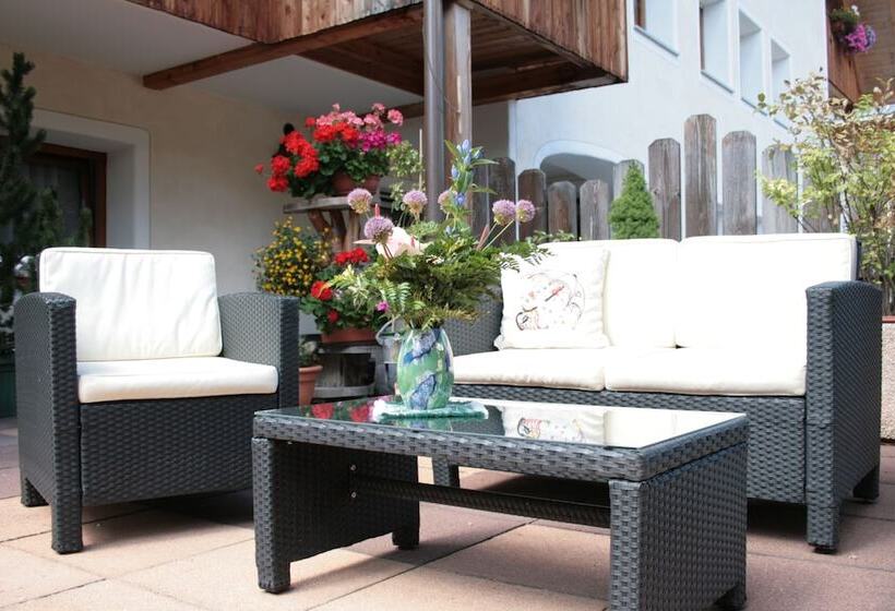 בית מלון כפרי Diana Dolomites