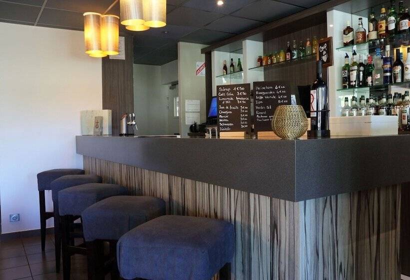 Отель Domaine Saint Esteve