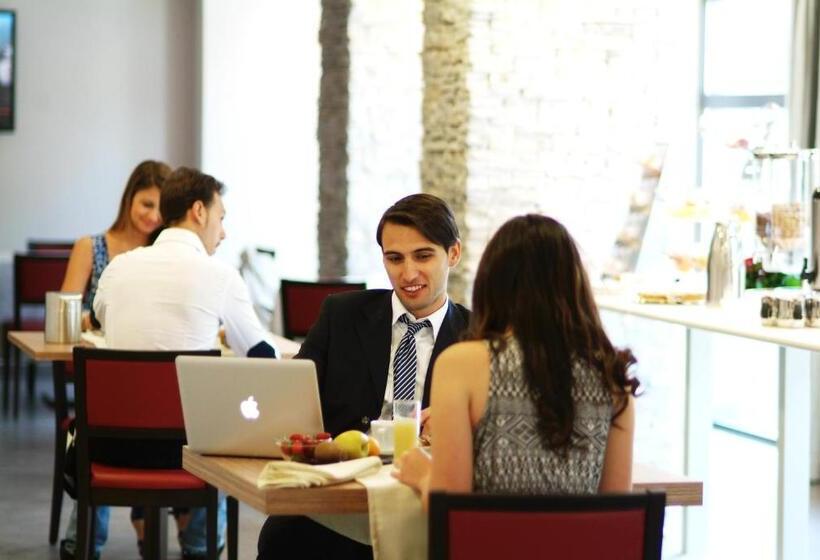 호텔 Duchessa Della Sila