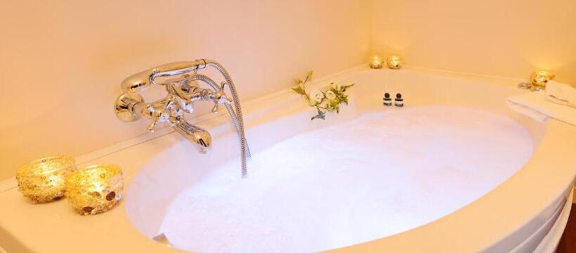 Duchessa Margherita Chateaux & Hotels