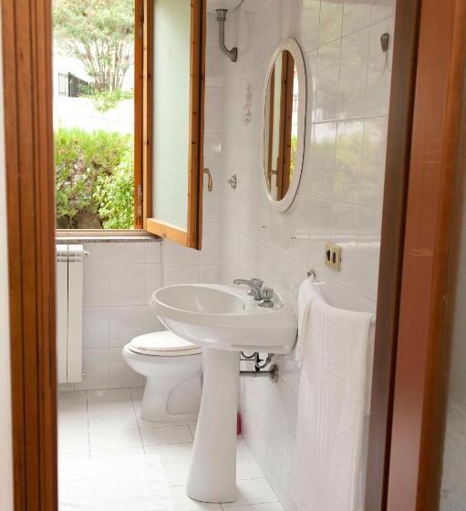 ホテル Elena Residence