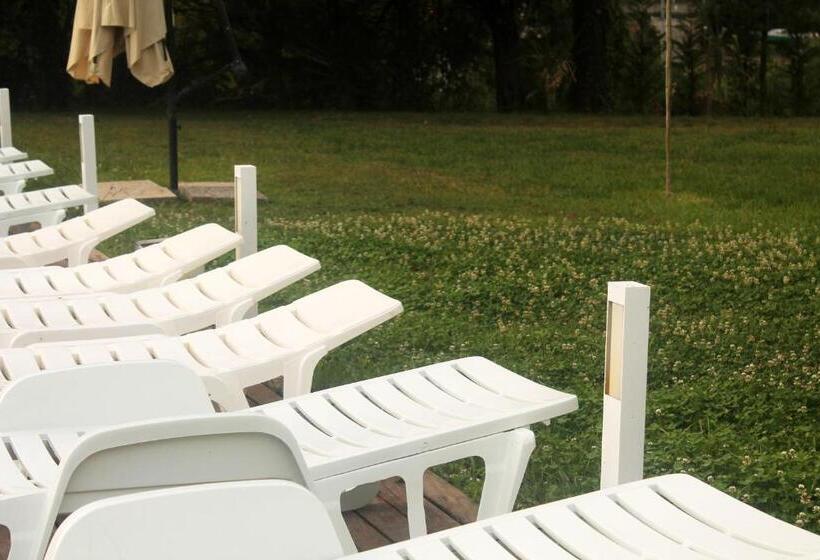 ホテル Elena Residence