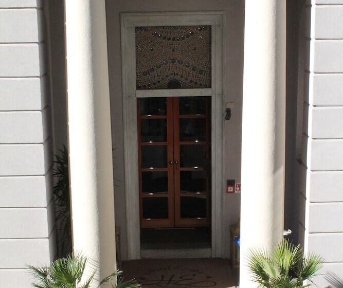 هتل Europa Varese