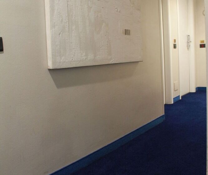 هتل Europa Varese