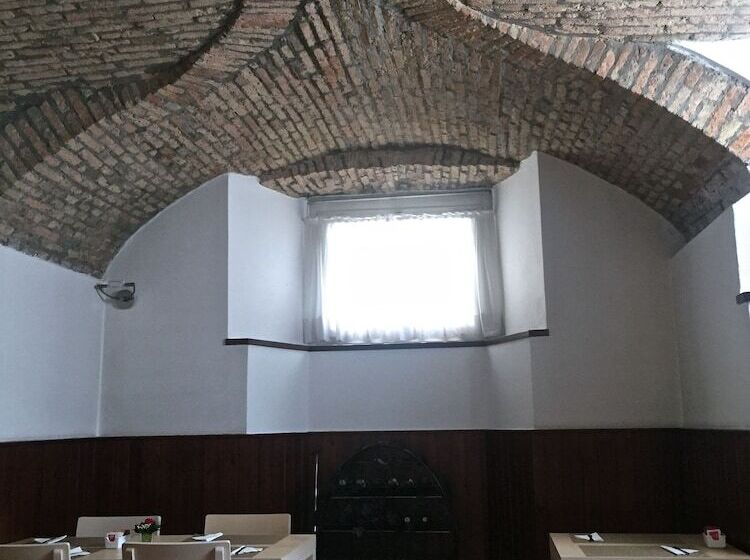 هتل Europa Varese