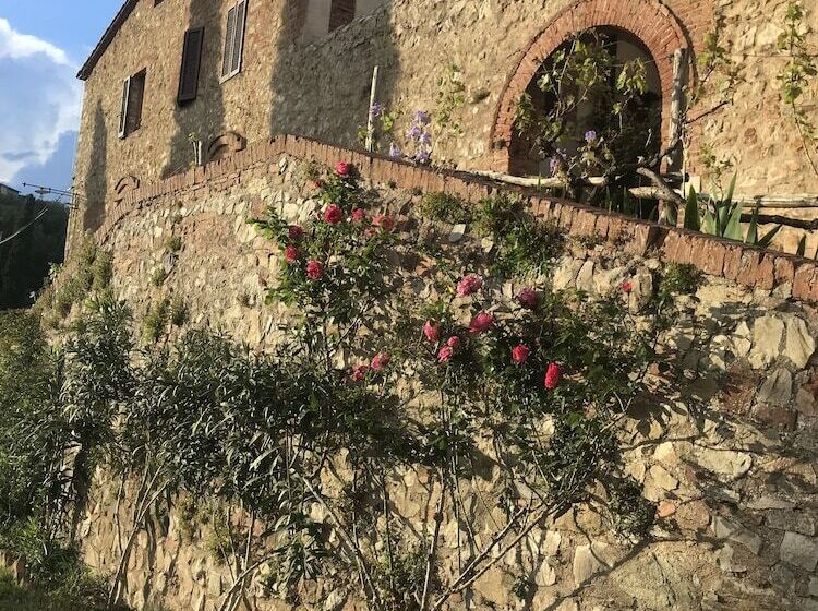 فندق Fattoria Il Santo