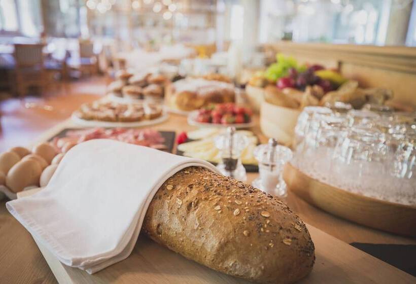 בית מלון כפרי Garni Lilly